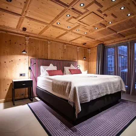 Otel Tradition Julen Zermatt