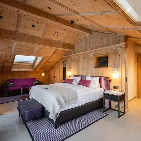 Hotel Tradition Julen 4*