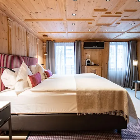 Tradition Julen מלון 4*